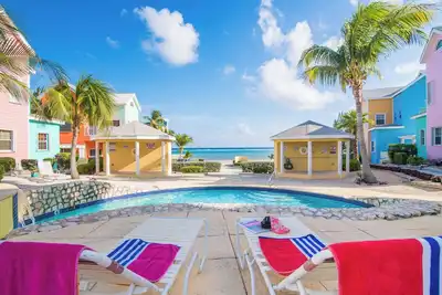 Image de Vue imprenable sur les Caraïbes - 10 personnes - East End Paradise Villa # 1 by CaymanVacation