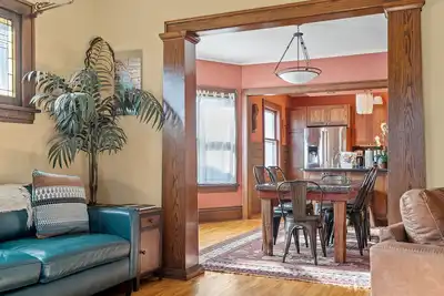 Image de Minnestay * Urban Oasis | Centre-ville | Walkers Paradise | Chaîne de lacs