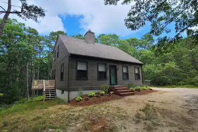 Image de Sweet 3bd Ocean Side Home - Promenade vers Duck Pond, douche extérieure et terrasse