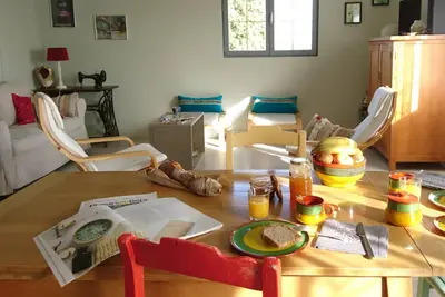 Image de Gîte gersois dans un écrin de verdure