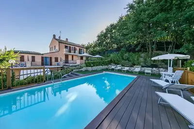 Image de Country House Maison de Carla - Piscine et Wi Fi Gratuit - Appartement 3 PIÈCES à 3 km de la Mer