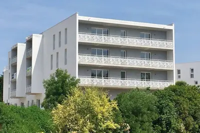 Image de Accès gratuit aux Antilles! Appart moderne et équipé 6p