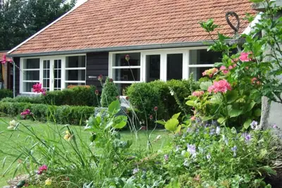 Image de Nature, soleil, mer, plage et tranquillité. . . . 2 maisons