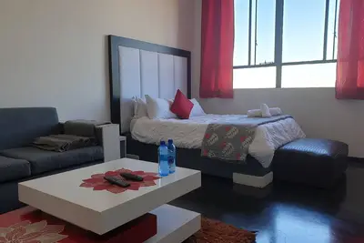 Image de Visiter Joburg! Restez à Maboneng! Downtown Johannesbur