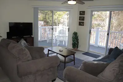 Image de Cuisine complète, 2 chambres, 2 salles de bains, terrain de golf, près de la plage à Calabash, Nc (1607)