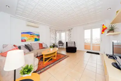 Spacious two bedroom apartment near the largest beach in the city of Los Naufragos!