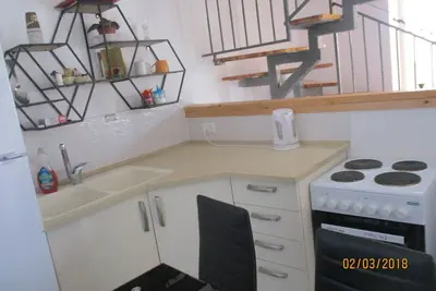 Image de bel appartement de 3 chambres avec superbe porche