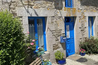 Image de Maison de campagne au coeur de la Bretagne, calme, repos, grand jardin privatif.