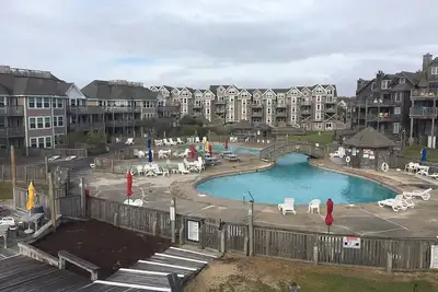 Image de 3 Br 2. 5 condo Ba, Bis-Duck, 4 juillet semaine 6 / 28-7 / 5/20