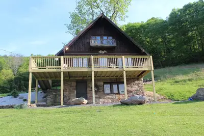 Image de Chalet rustique, tranquille et confortable sur 130 acres de terres agricoles
