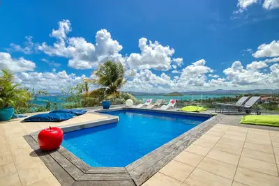 Image de Villa avec piscine et vue exceptionnelle (Mqti41)