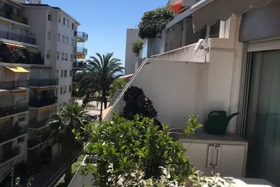 Image de Appartement 2p Calme avec Piscine et Parking - Terrasse, Proche Plages et Centre de Menton