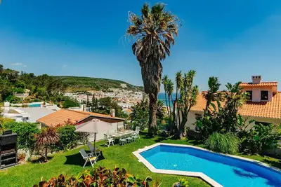 Image de Rent4rest Sesimbra 4bdr Ocean View And Private Pool Villa
