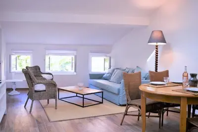 Image de Charmant 2p rénové, cœur médiéval, 4 couchages - Bormes-les-Mimosas