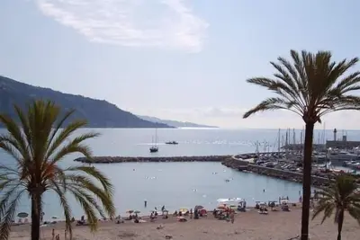 Image de Charmant 2 pièces, vieille ville, proche plage