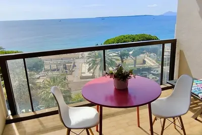 Vraie Vue Mer - Terrasse- Face Plage-Central ( commerces)- Climatisation -Wifi