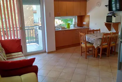 Image de Appartement moderne et climatisé pour 4 + 2 personnes avec piscine et barbecue, Wifi gratuit