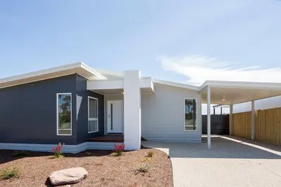 Image de 69, promenade Goodwood Cowes