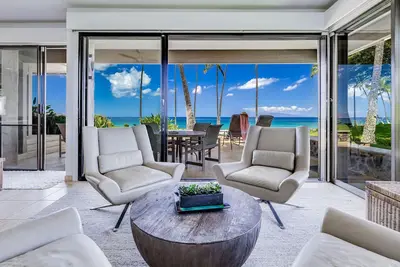 Véranda face à l'océan avec une vue imprenable