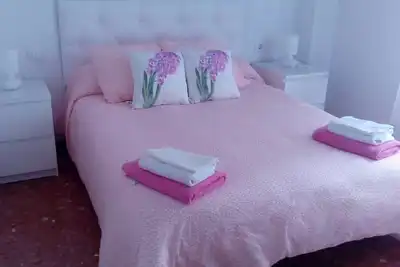 Image de Appartement pour 8 personnes avec Wifi gratuit, climatisation - Offre SPÉCIALE.