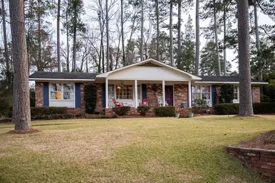 Image de Great Masters Rental à moins de 3 km des Masters. Près de tout