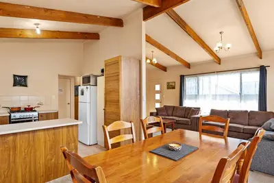Image de 16 Kedah Road, Cowes,