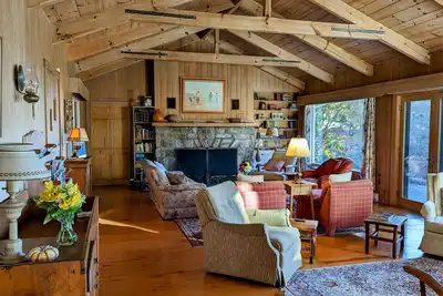 Image de Oiseau gratuit - Vues imprenables, Great Yard, Family Friendly