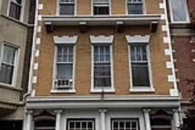 Image de 381, avenue Parkside - 2e étage - Service pour 4 personnes