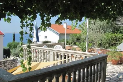 Image de Appartement dans Dramalj avec vue mer, terrasse, Climatisation, Wifi (3322-1)