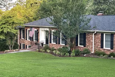 Image de Spécial semaine 5 chambres de maître situé près du magnifique centre-ville d'Aiken, Caroline du Sud