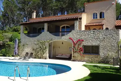 Image de Maison provencale 240m2 avec piscine 6 x 12 m, proche Cassis, Aix en Pce