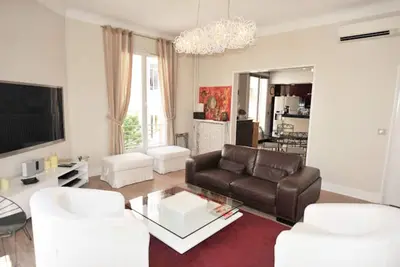 Image de Grand appartement de luxe dans le Grand Palais à côté du Palais des Festivals