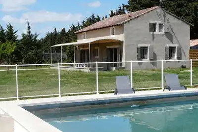 Image de Location vacances avec piscine Fontvieille Ls1-256.