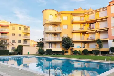 Image de Appartement à Empuriabrava avec piscine commune