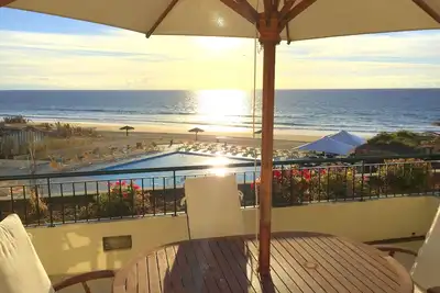 Superbe vue à Porto Santo - T2 avec plage, piscine et terrasse