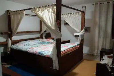 Image de La maison sur le pré / Το σπίτι στο λιβάδι!