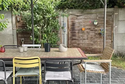 Image de Spacieuse Maison privative bord Canal