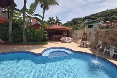 Image de Maison 4 Dorms, Pisc, Wi-Fi, Churr, Jacuzzi (Prix RÉDUIT Avec Au-Dessus De 5 Jours)