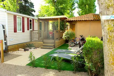 Image de Mobil Home La Carabasse 4* tout confort 3 ch, clim, vélos, terrasse, 2 Sdb, 2 Wc