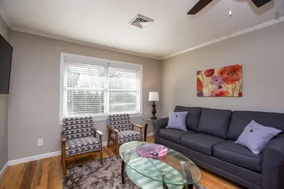 Image de Appartement pratique près de l'hôpital de Wake Forest et du centre-ville