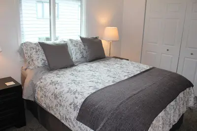 Corner Midtown Apartment