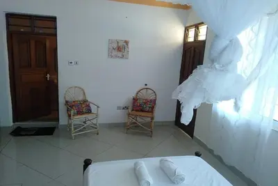 Image de 3 chambres de tranquillité totale!