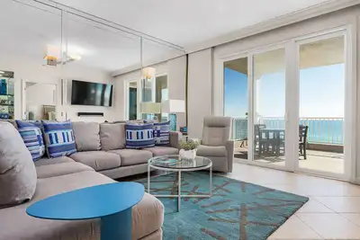 Image de The Inn At Crystal Beach # 405: 3 Br / 3 Ba condo à Destin, pour 8 personnes