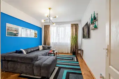 Image de Appartement moderne et central près de la plage!