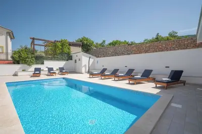 Image de Agréable appartement pour 4 personnes avec Wifi, piscine, climatisation, Tv et terrasse
