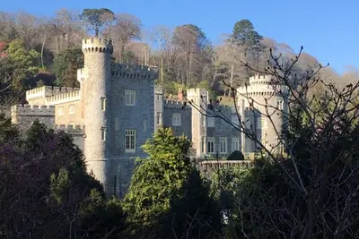 Image de Spacieux, appartement indépendant dans ce château historique de Caerhays, à distance de marche de la