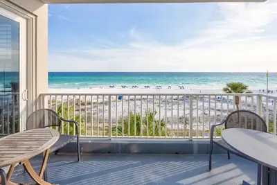 Image de The Inn At Crystal Beach # 309: Condo 2 Br / 2 Ba à Destin, pour 6 personnes