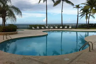 Image de Un village accueillant et privé au paradis ~ Comprend une voiturette de golf!
