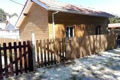 Image de Petite maison indépendante à Lacanau Lac