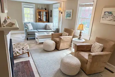 Image de Chatham abordable! Maison propre, idéale pour les sorties à la plage ou pour se détendre en plein air.